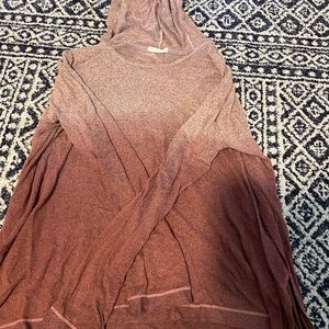 Cute ombré sweater!